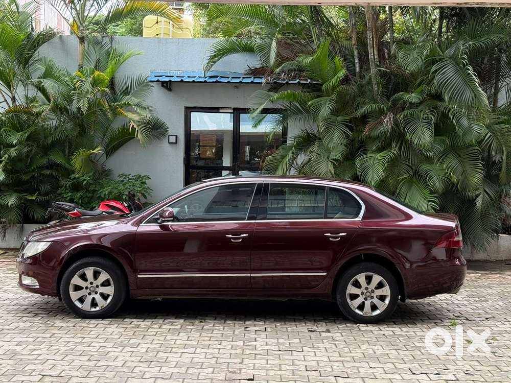Skoda Superb Elegance Tdi 2.0 At, 2013, Diesel