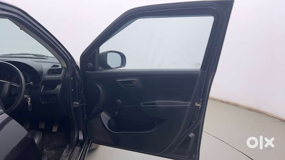 Maruti Suzuki Swift 1.3 Lxi, 2015, Petrol
