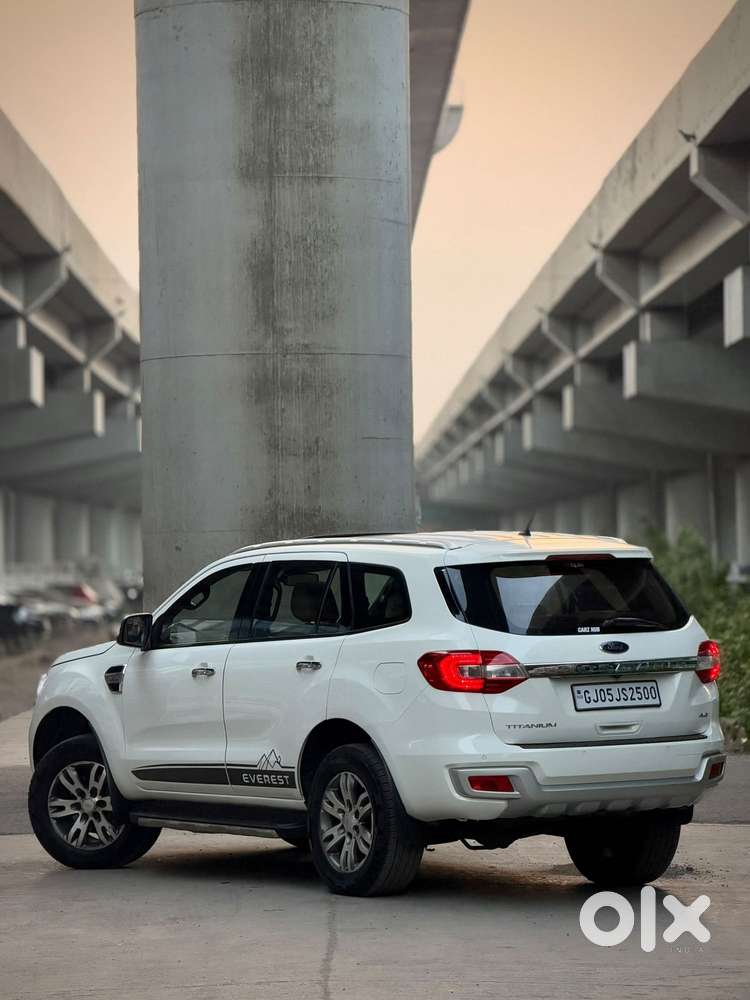 Ford Endeavour 3.2 Titanium At 4x4, 2017, Diesel