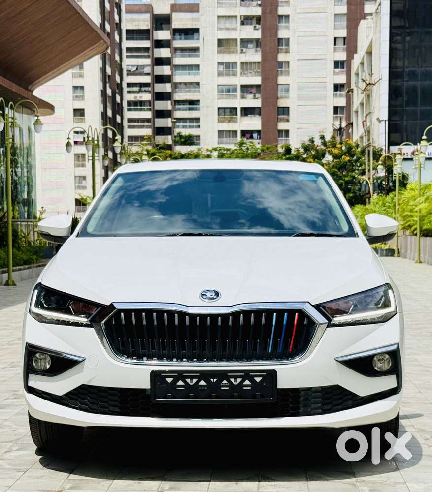 Skoda Slavia 1.0 Tsi Style At, 2023, Petrol