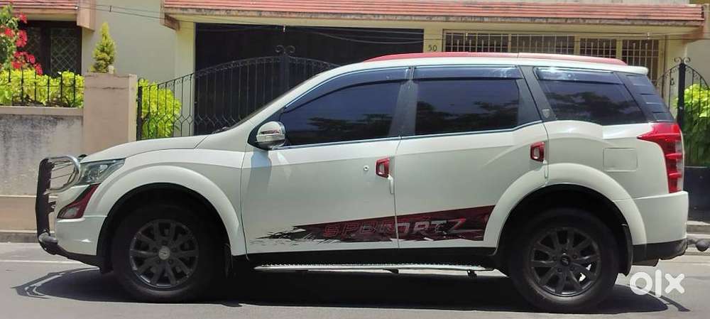 Mahindra XUV500 2.2 W10, 2017, Diesel
