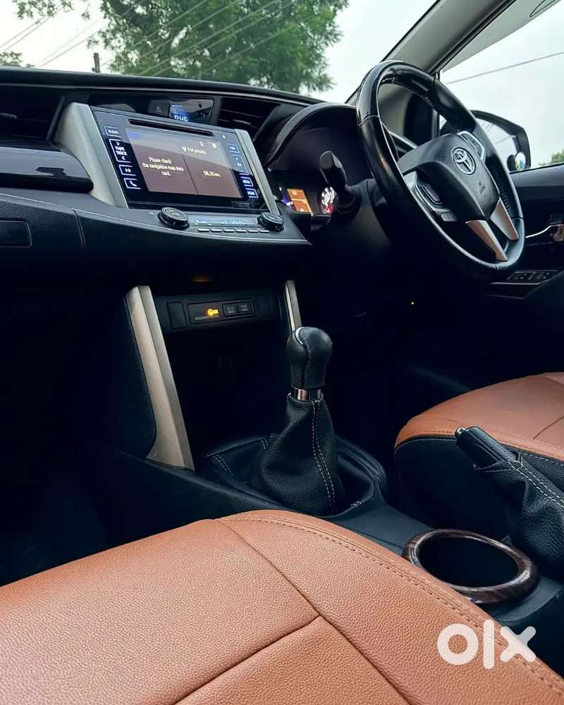 Toyota Innova Crysta 2016 Diesel Manual