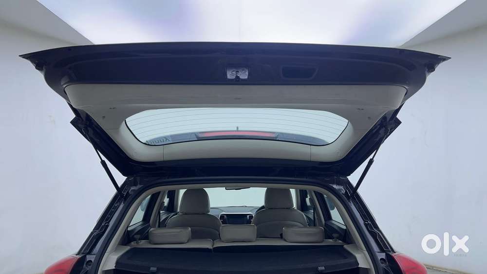Mahindra Xuv300 W8 Option, 2022, Petrol