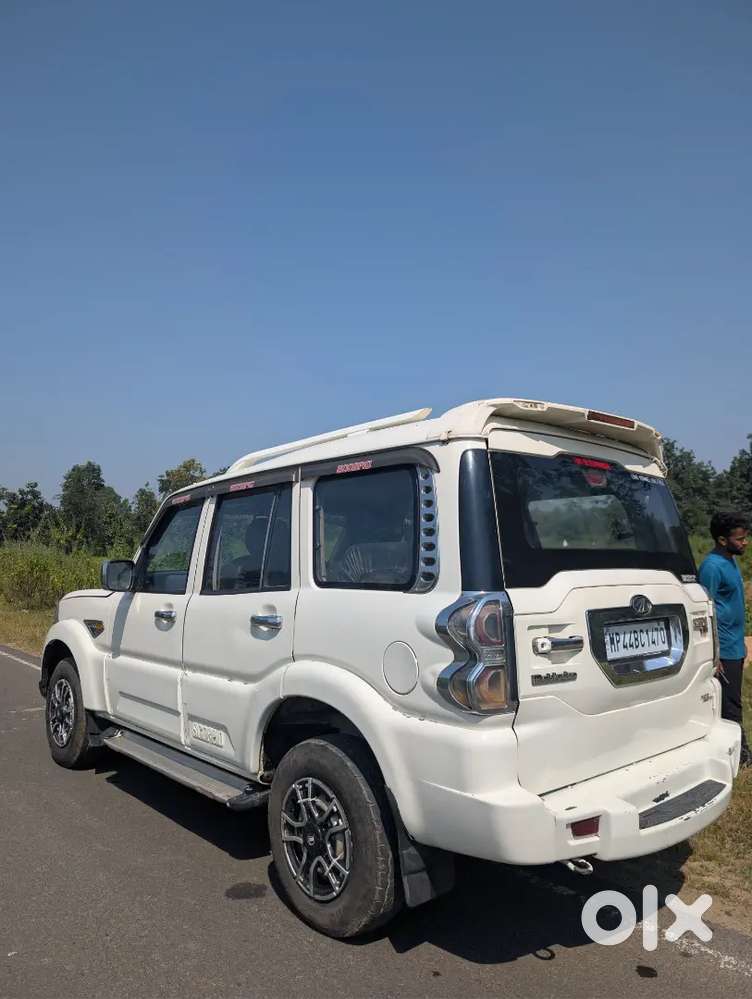 Mahindra Scorpio 2016 2.2 Mt