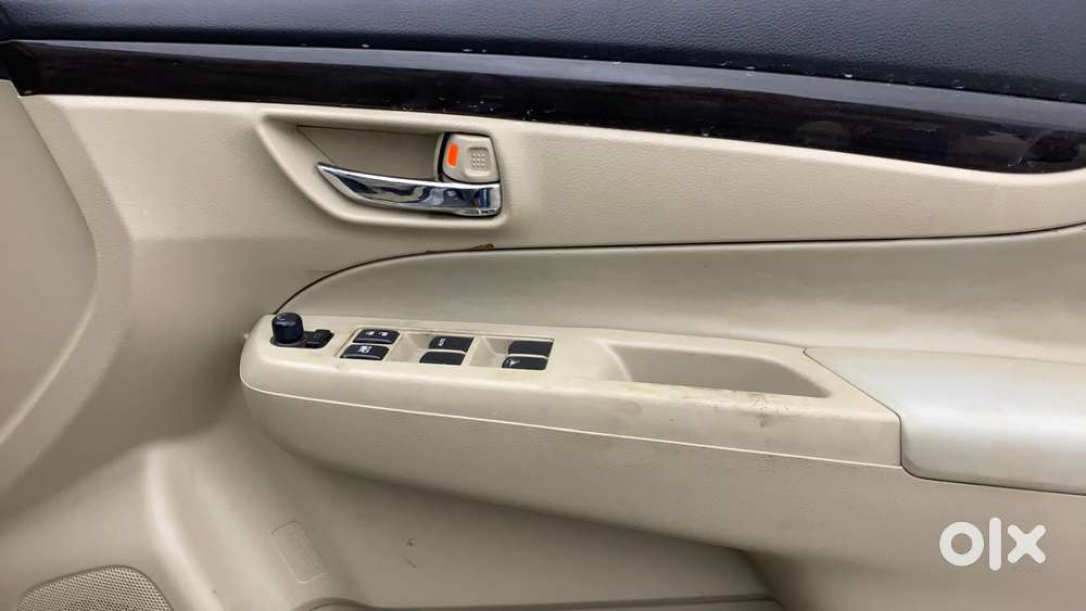 Maruti Suzuki Ciaz 2014-2017 At Zxi, 2016, Petrol