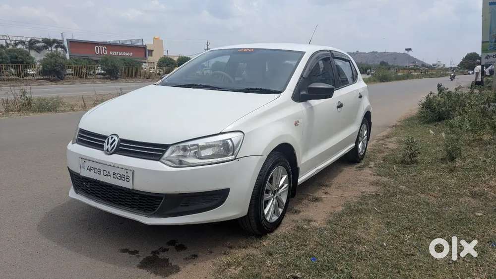 Volkswagen Polo Diesel 2010 All Seal Tyres With Alloy Wheels