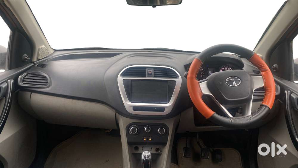 Tata Tiago 1.2 Revotron Xm, 2016, Petrol