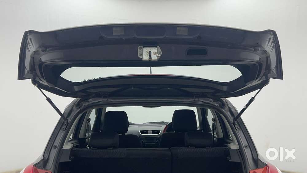 Maruti Suzuki Swift Vvt Vxi, 2016, Petrol