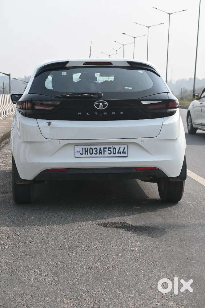 Tata Altroz 2021 Petrol Well Maintained