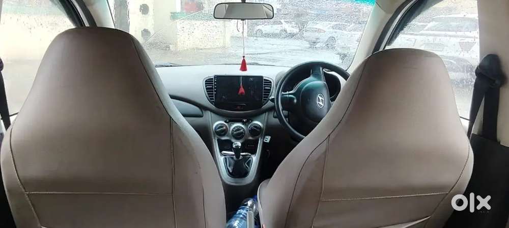 Hyundai I10 Sportz 2011 Model