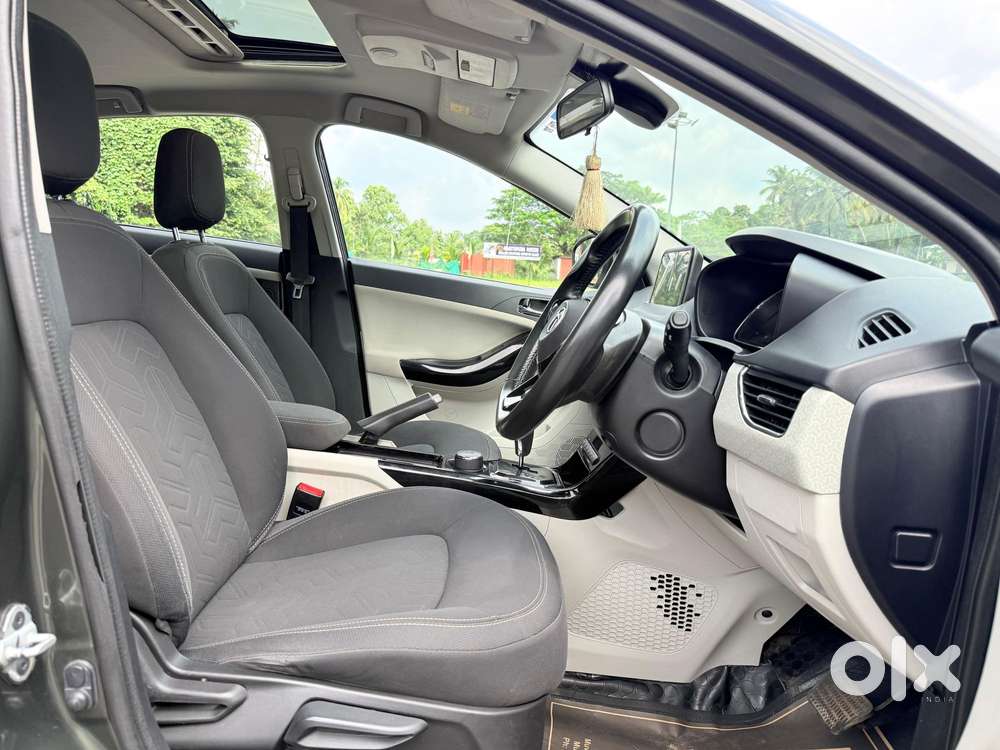 Tata Nexon 1.2 Revotron Xza Plus (o) Amt, 2020, Petrol