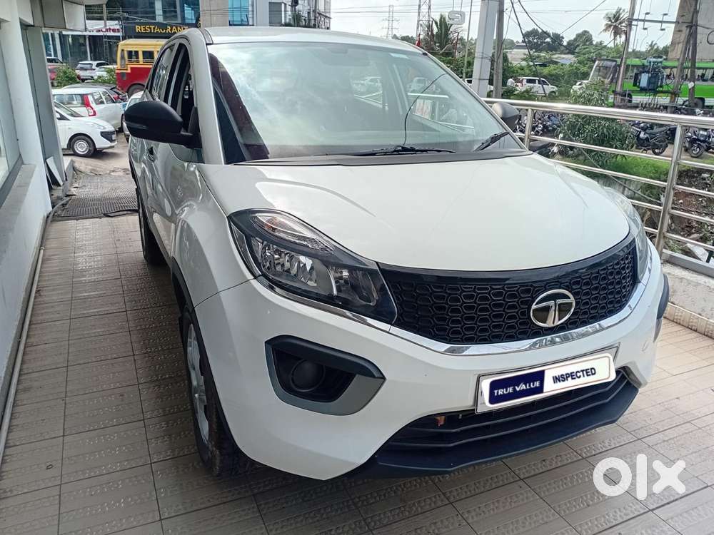 Tata Nexon 1.2 Revotron Xma Amt (s), 2019, Petrol