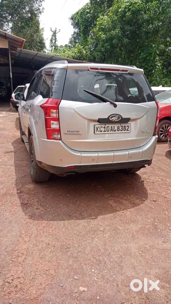 Mahindra Xuv500 2.2 W7 2012