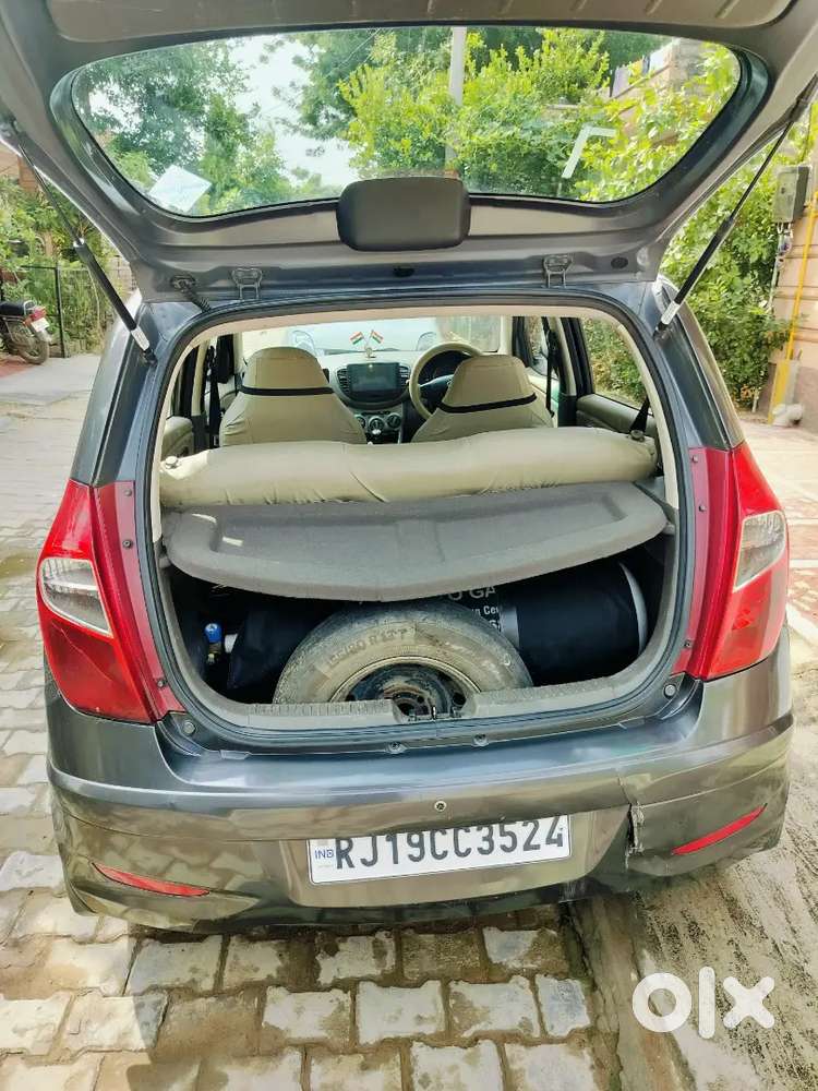 Hyundai I10 2011 Cng & Hybrids Well Maintained