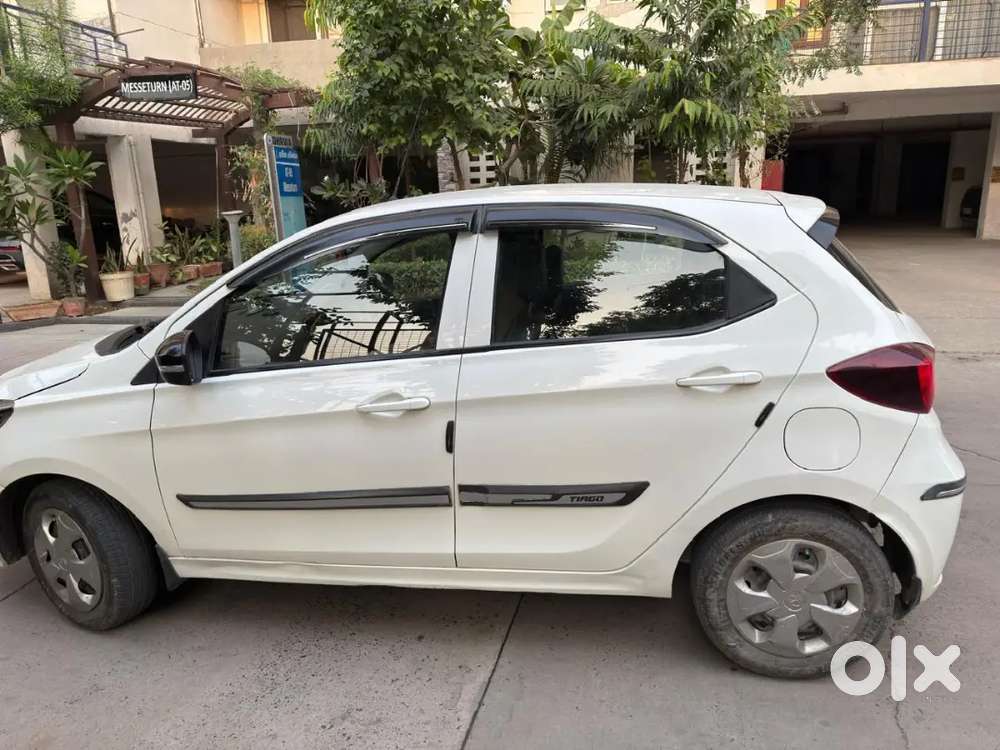 Tata Tiago 1.2 Revotron 2022 Bs 6