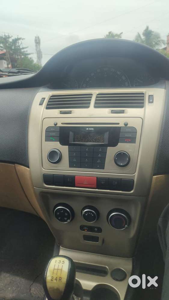 Tata Indica Vista Aura 1.3 Quadrajet (abs) Bs Iv, 2013, Diesel