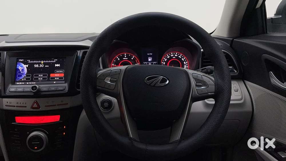 Mahindra Xuv300 W8 (o) 1.5 Diesel Amt, 2021, Diesel