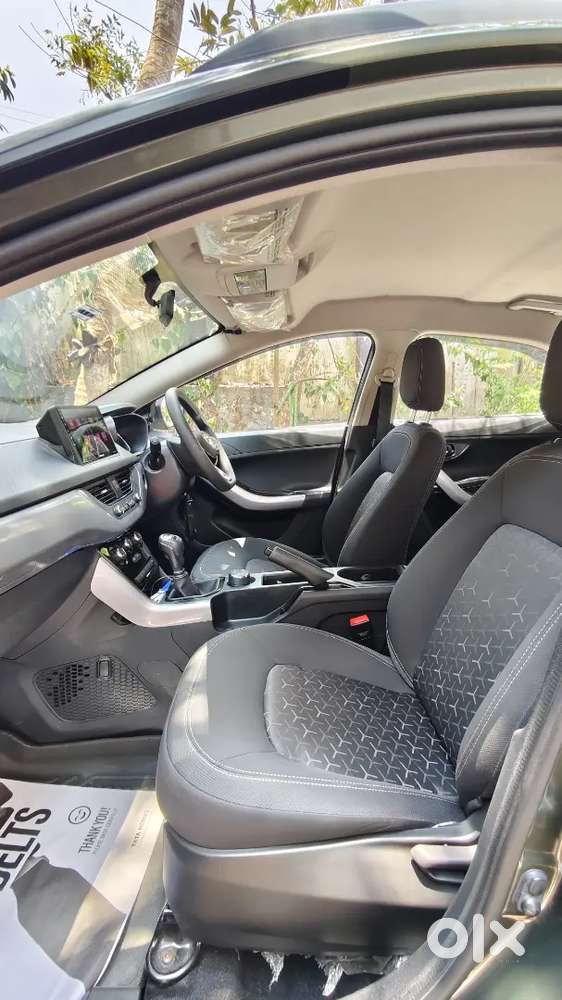 Tata Nexon 2021 Petrol Well Maintained. Only Company Serviced.