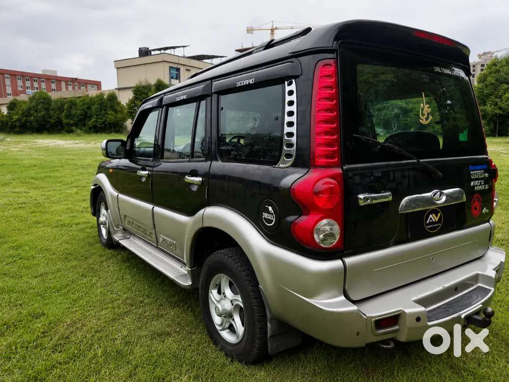 Mahindra Scorpio Classic 2011