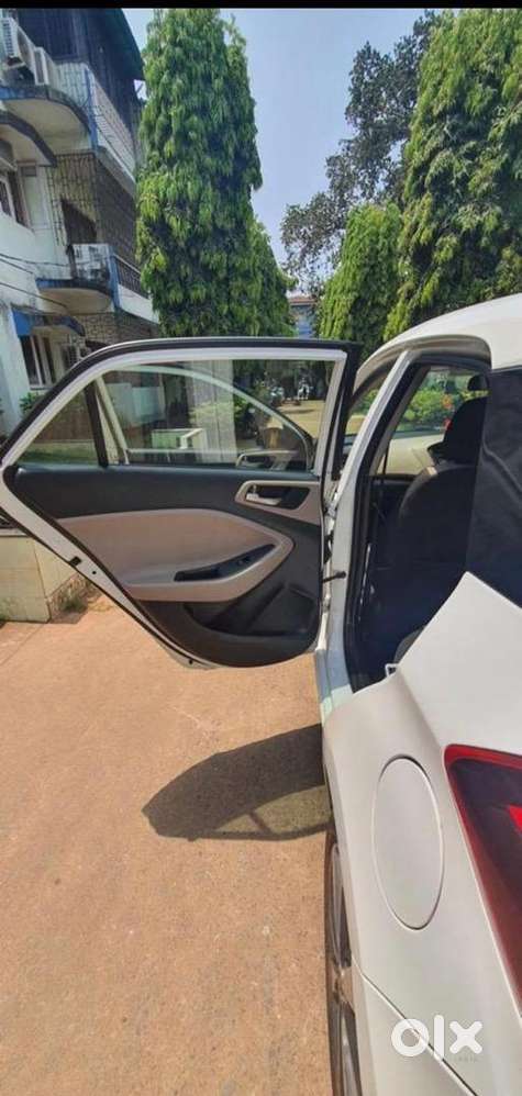 Hyundai Elite I20(o) 2017 Petrol 91348 Km Driven