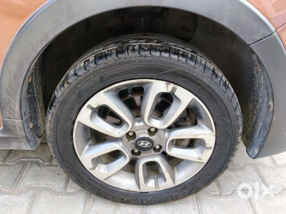Hyundai I20 Active Sx Petrol, 2016, Petrol