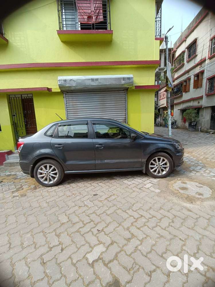 Self Driven Volkswagen Ameo Highline Plus2018 Make (top Varient))