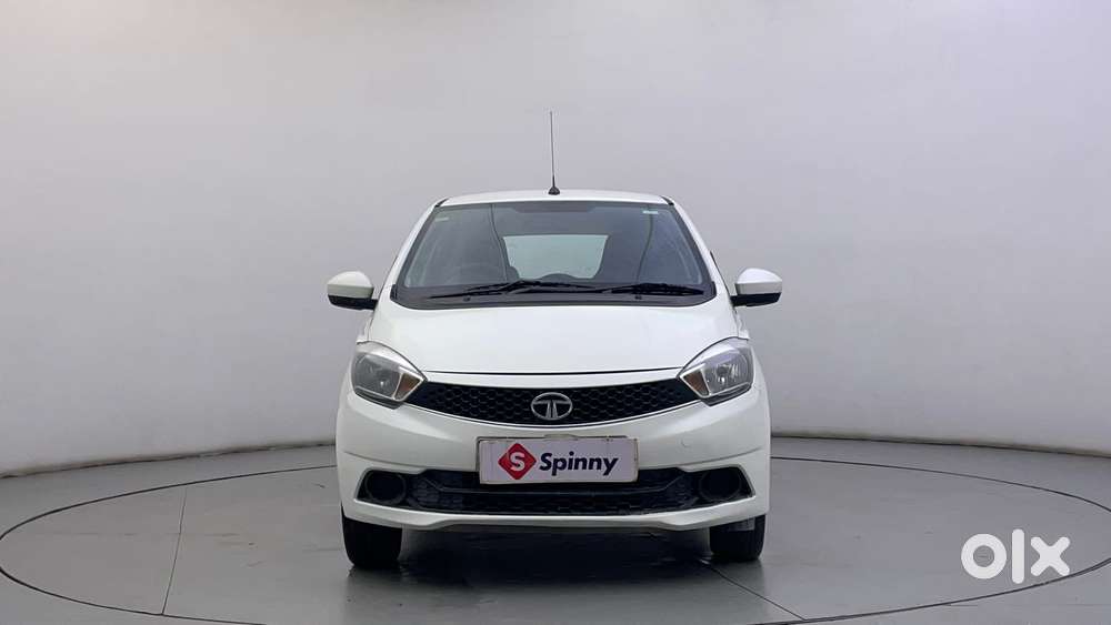 Tata Tiago 1.2 Revotron Xt, 2016, Petrol