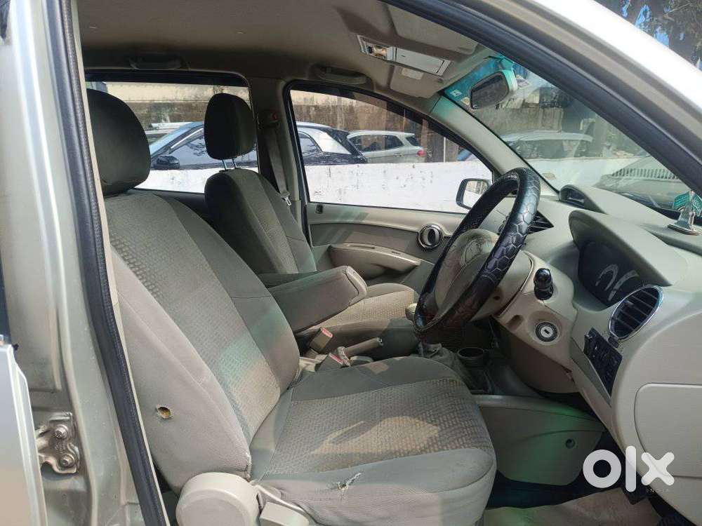 Mahindra Quanto C8, 2014, Diesel