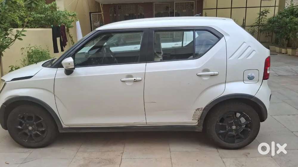 Maruti Suzuki Ignis 2017 Petrol 110000 Km Driven