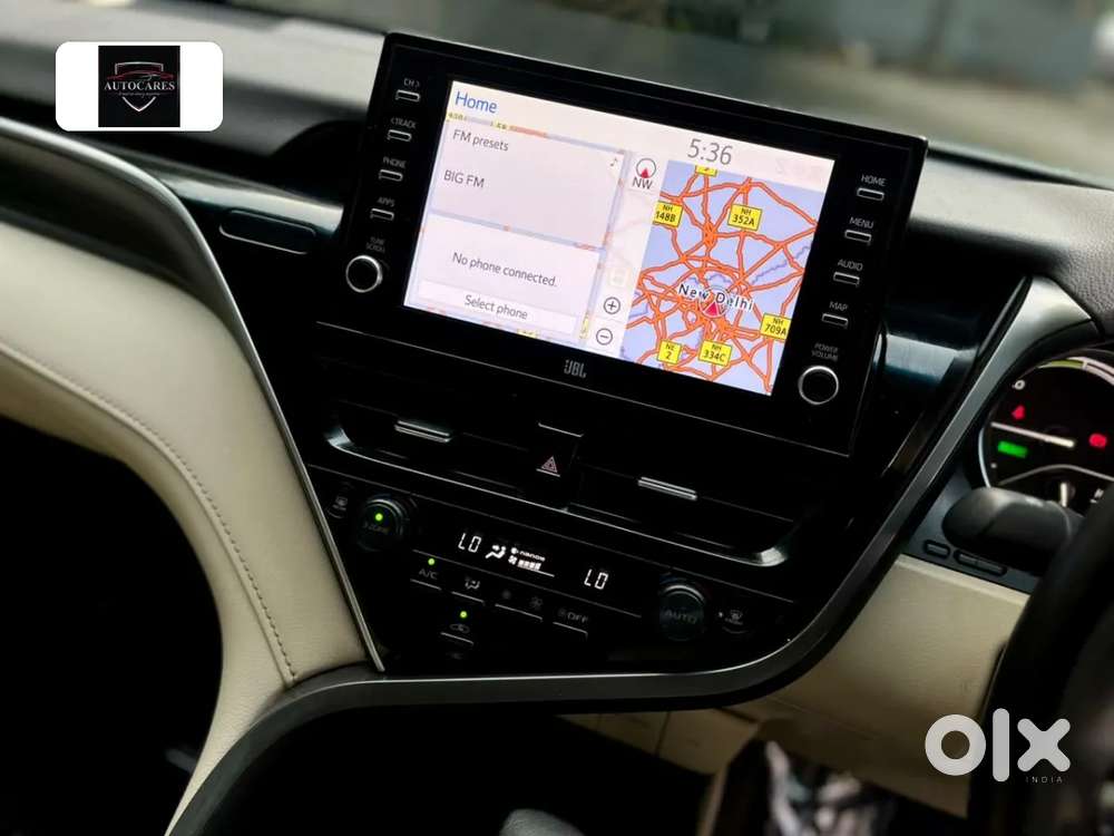 Toyota Camry Hybrid, 2022, Petrol