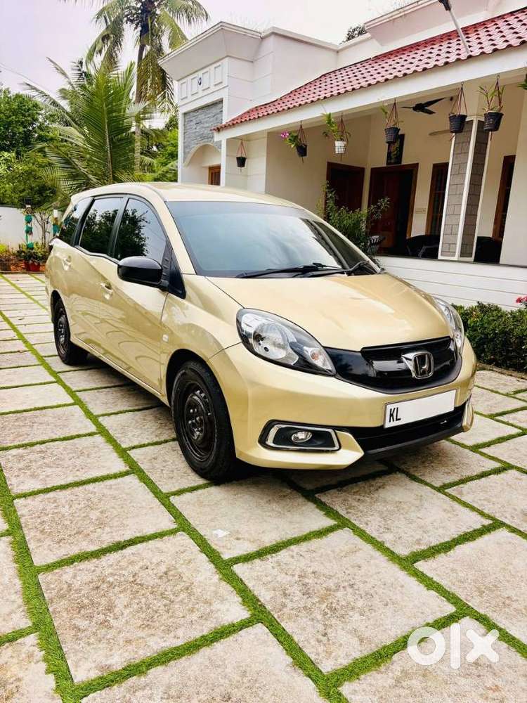Honda Mobilio 1.5 S I-vtec Mt, 2015, Petrol