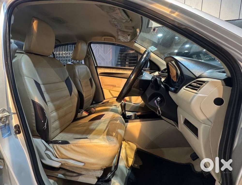 Maruti Suzuki Dzire 1.2 Vxi, 2018, Petrol