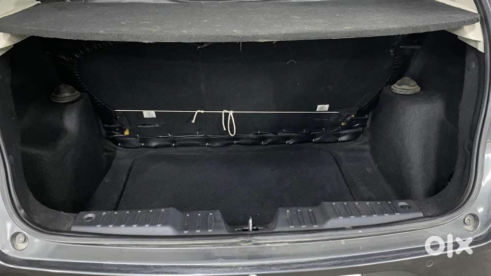 Tata Altroz 1.2 Xe Plus Petrol, 2022, Petrol