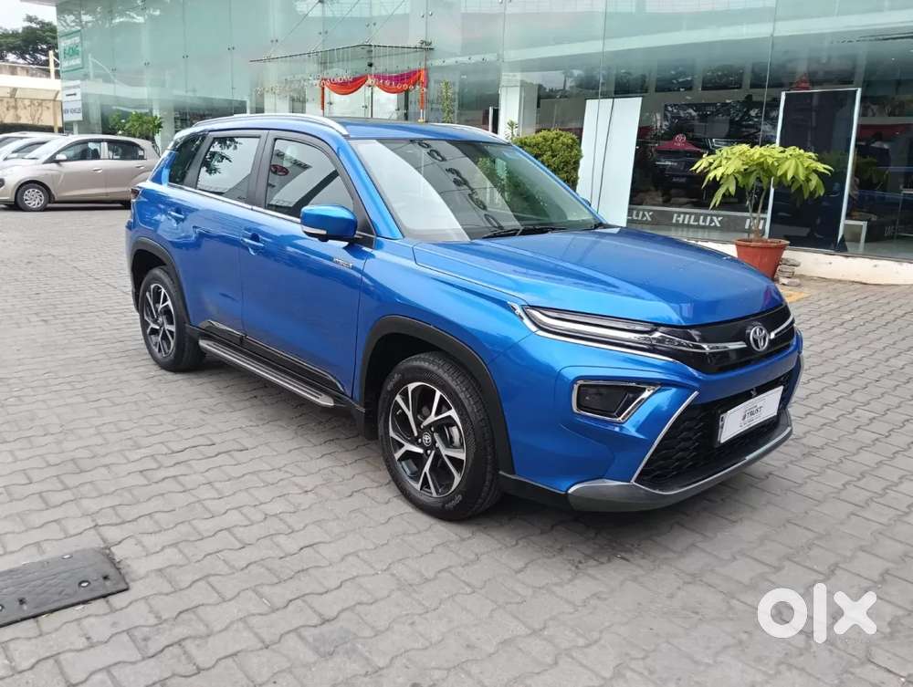 Toyota Urban Cruiser Hyryder, 2025, Petrol