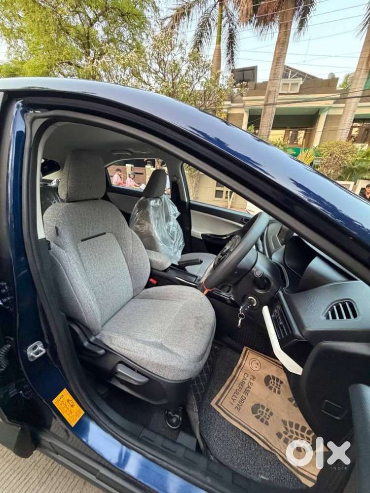 Tata Curvv Pure Plus 1.2 Revotron Petrol 7dca, 2025, Petrol