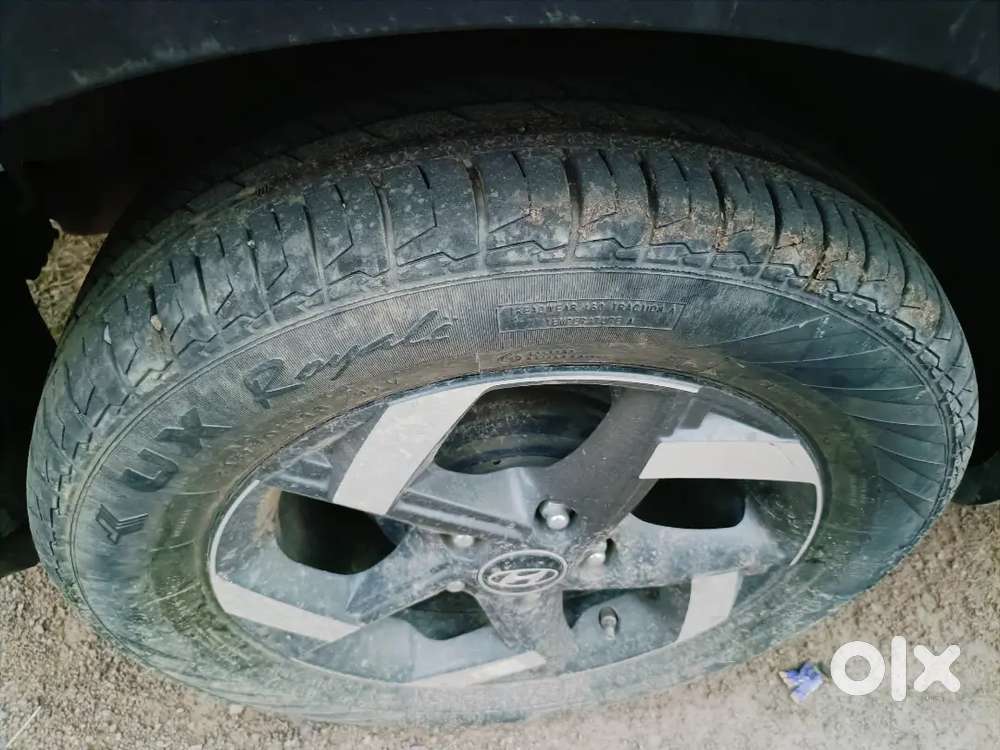 Hyundai Venue 2021 Petrol Well Maintained