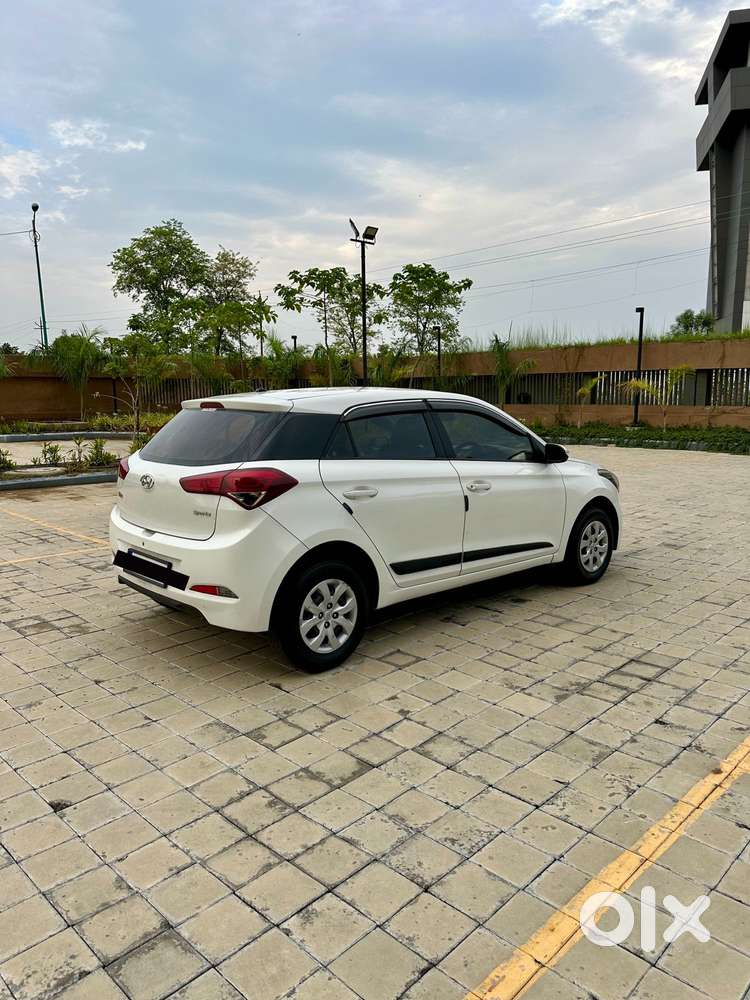 Hyundai I20 Petrol Spotz, 2017, Petrol