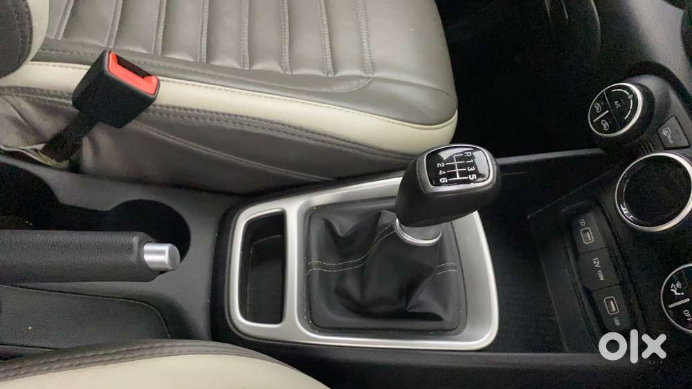 Hyundai Venue 1.0 Sx Turbo Imt, 2022, Petrol