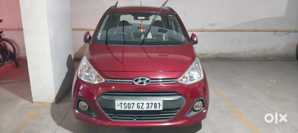 Hyundai Grand I10 Sportz 2013 Petrol Well Maintained