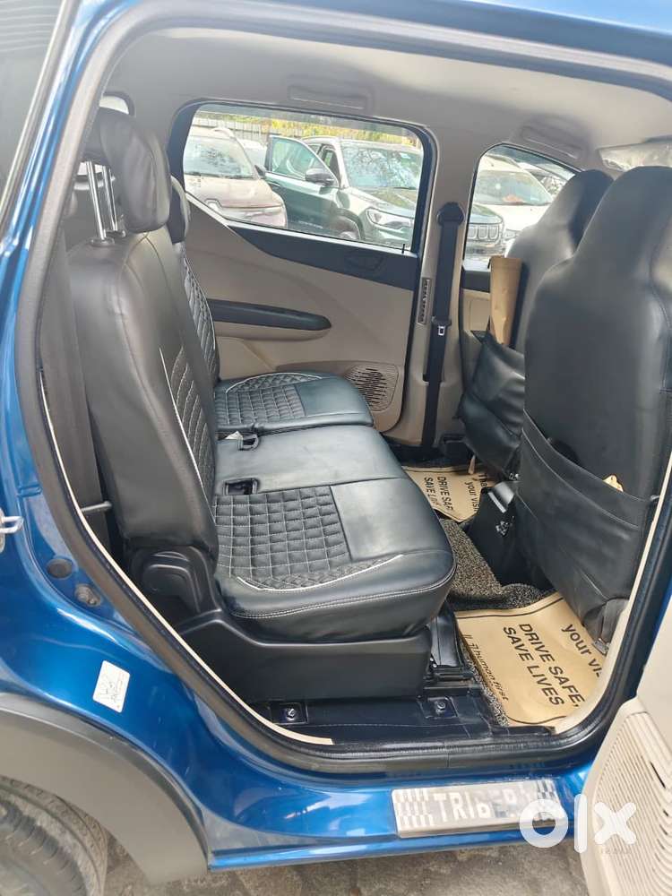 Renault Triber Rxt, 2023, Petrol