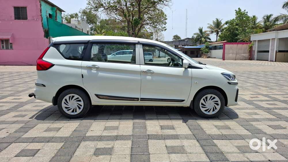 Maruti Suzuki Ertiga 1.5 Vxi, 2021, Petrol