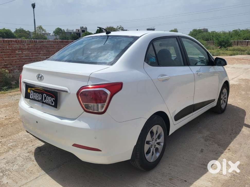 Hyundai Xcent 1.2l Kappa Dual Vtvt 5-speed Manual Base, 2017, Petrol