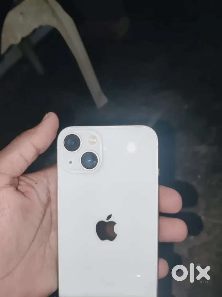 I Phone 13 128 gb white colour