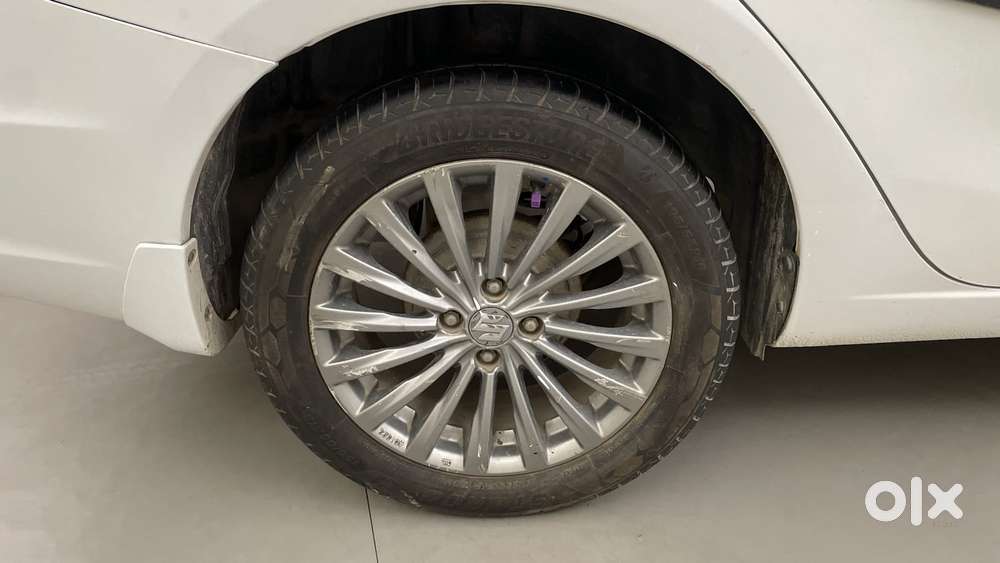 Maruti Suzuki Ciaz 2014-2017 At Zxi, 2016, Petrol