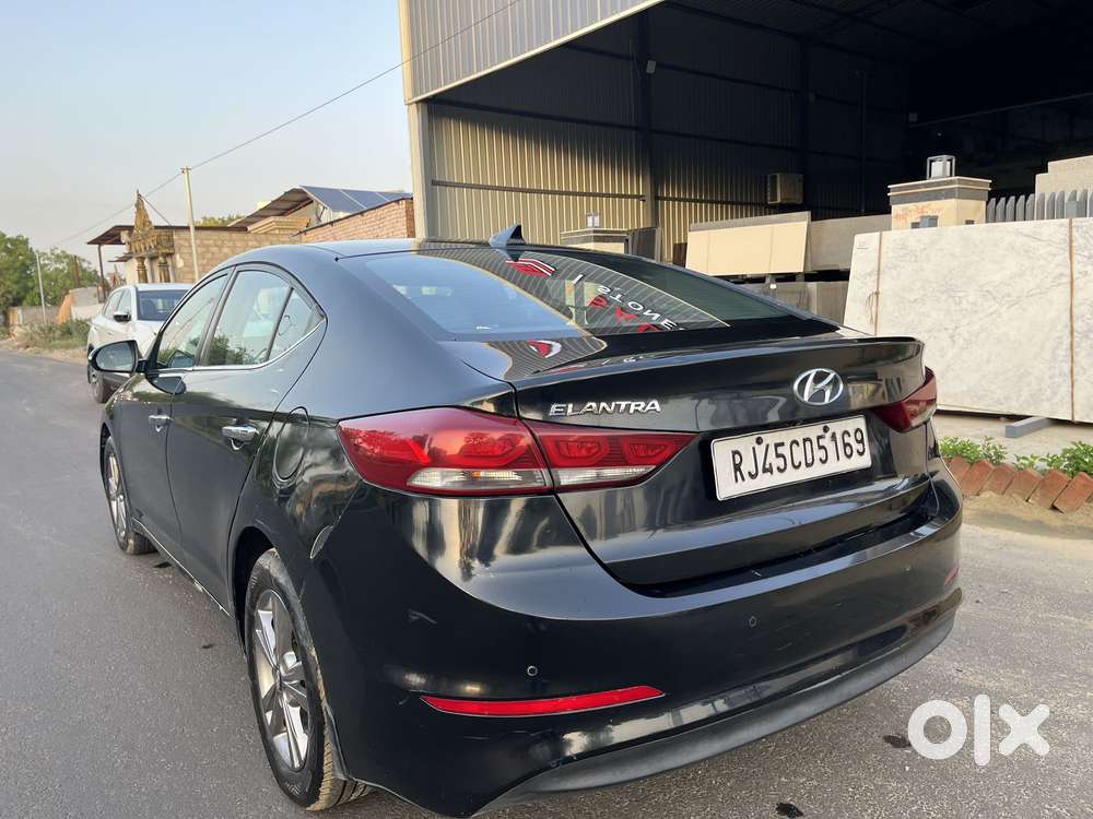 Hyundai New Elantra [2016-2019] 1.6 Crdi Sx (o) Mt, 2018, Diesel