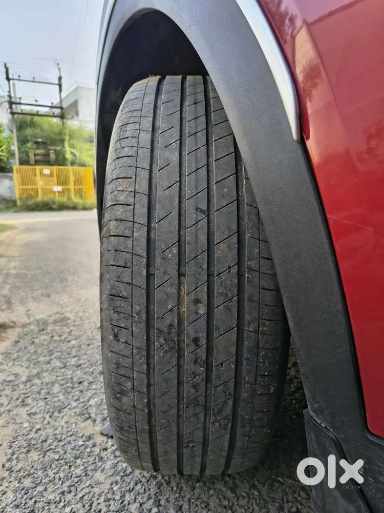 Mahindra Xuv700 Diesel Manual 76000 Km 2022