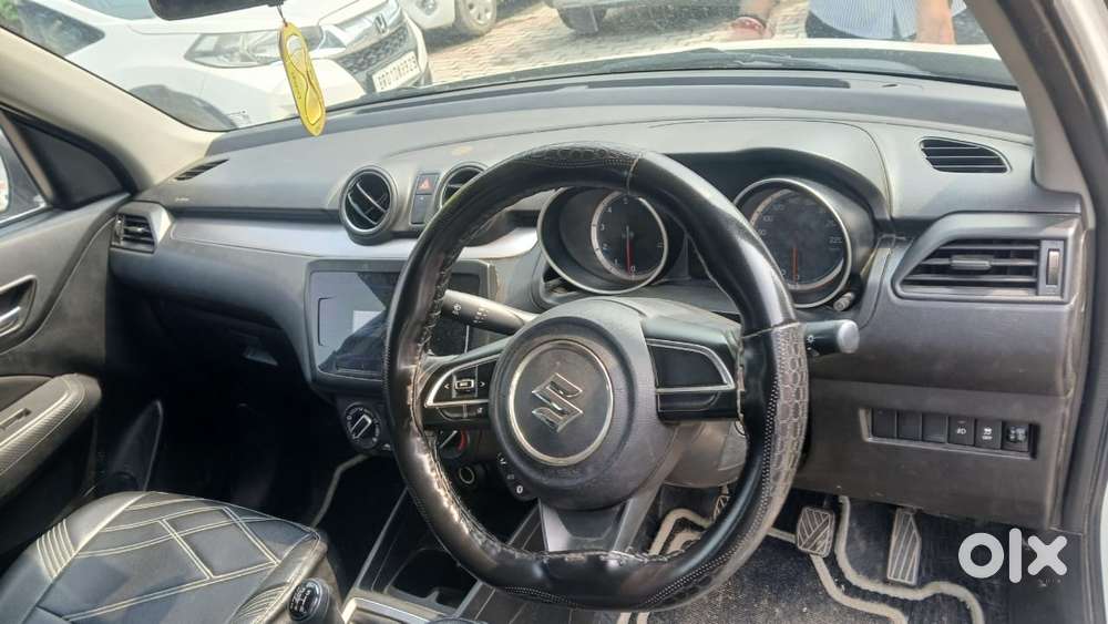 Maruti Suzuki Swift Vxi Optional, 2023, Petrol