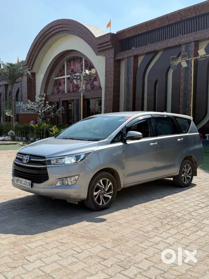 Toyota Innova Crysta