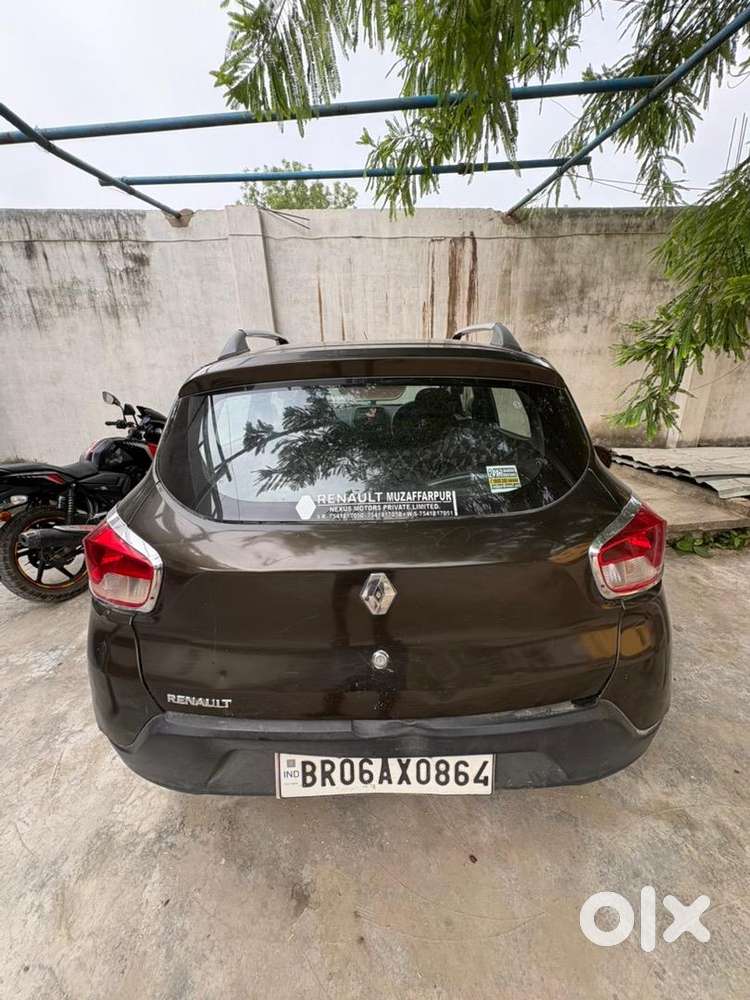 Renault Petrol Car 2016