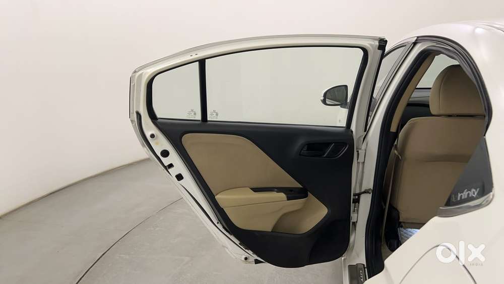 Honda City I-vtec Sv, 2015, Petrol